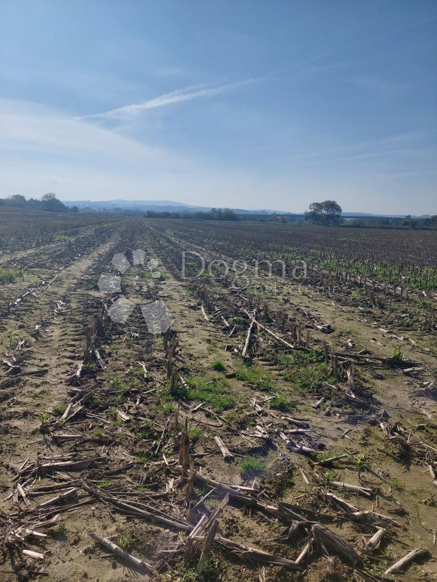 Zemljište Na prodaju - VARAŽDINSKA  VARAŽDIN 