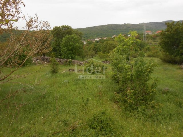 Zemljište na prodaju 604 m² – Novi Vinodolski