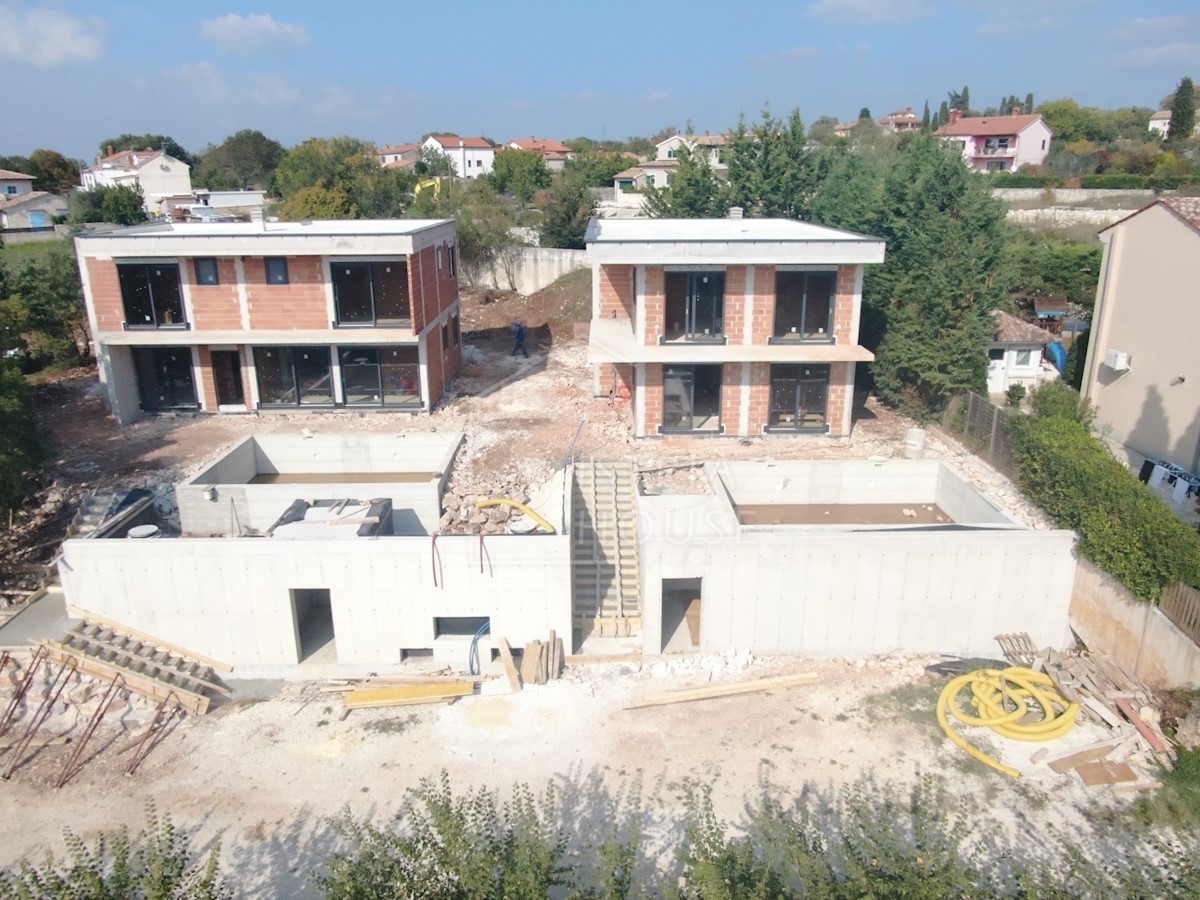 Haus Zu verkaufen - ISTARSKA  SVETVINČENAT 