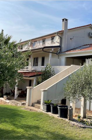 Stan na prodaju 150 m² – Jelsa