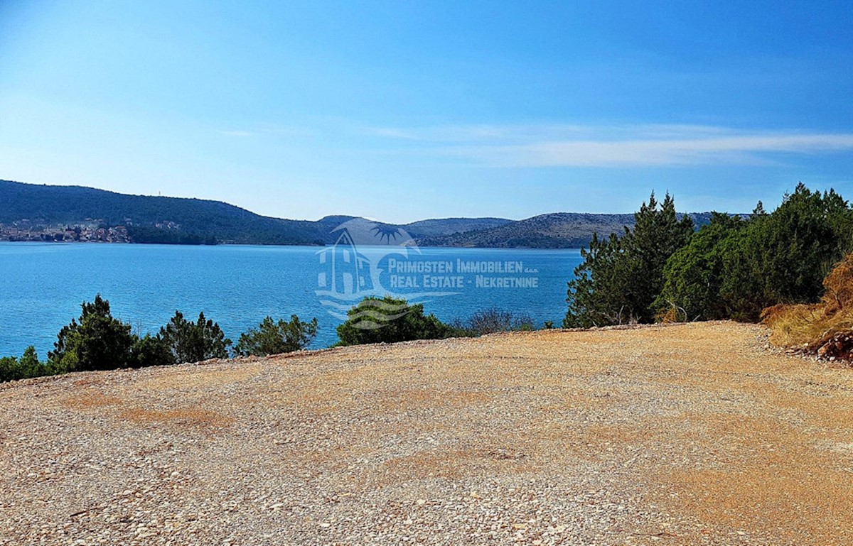 Parcela Na predaj - ŠIBENSKO-KNINSKA  ŠIBENIK 