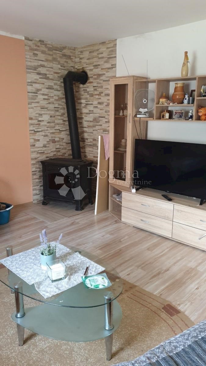 Casa In vendita - KARLOVAČKA  BOSILJEVO 