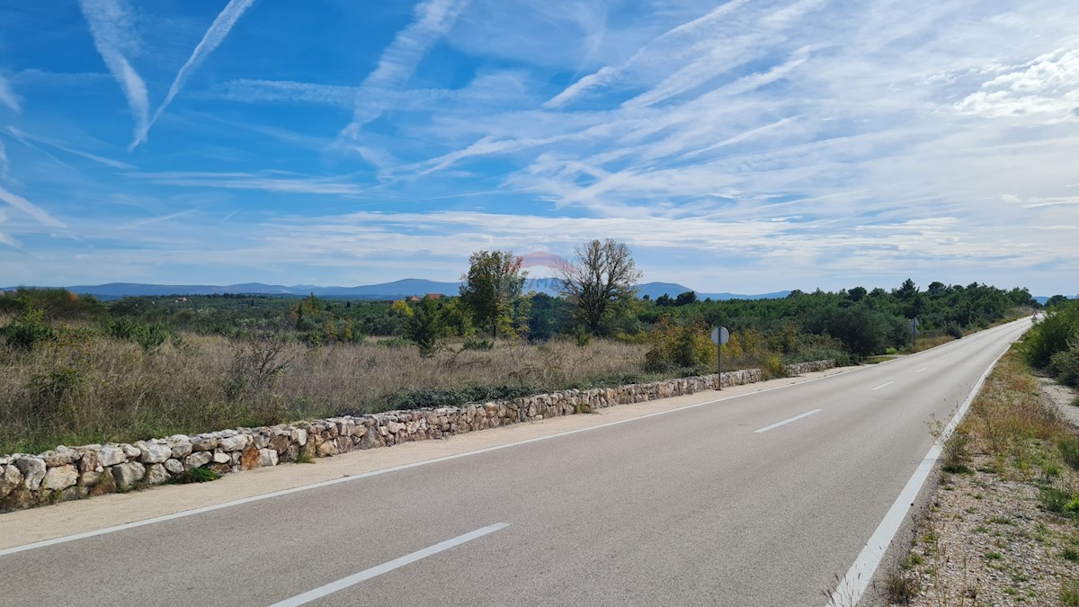 Land For sale - ŠIBENSKO-KNINSKA  SKRADIN 