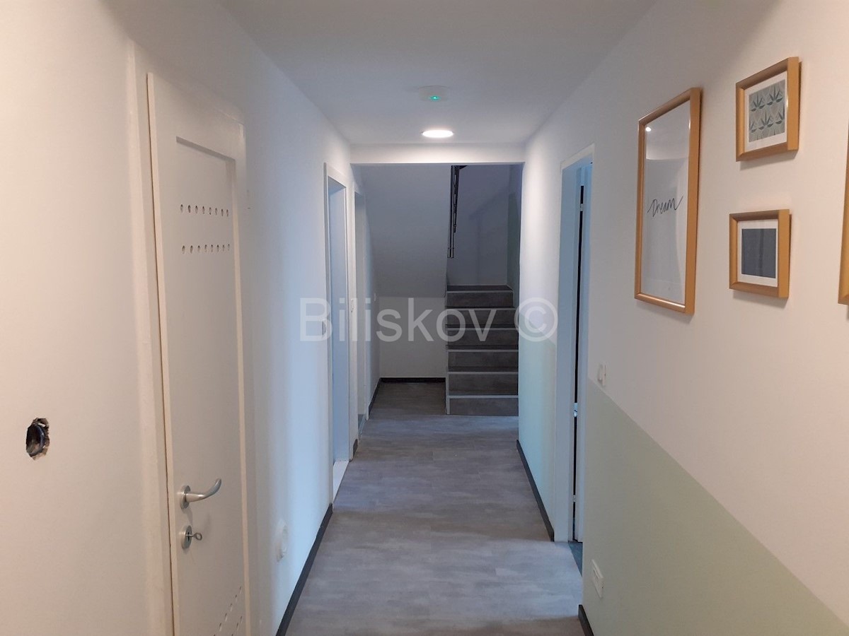 Appartement À louer - GRAD ZAGREB  ZAGREB 