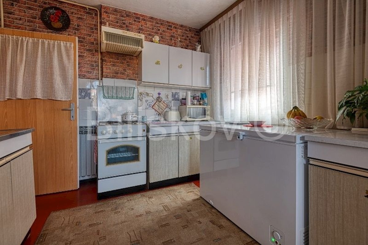 Apartmán Na predaj - GRAD ZAGREB  ZAGREB 