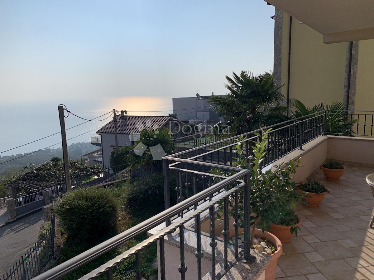 Flat For sale - PRIMORSKO-GORANSKA  OPATIJA 