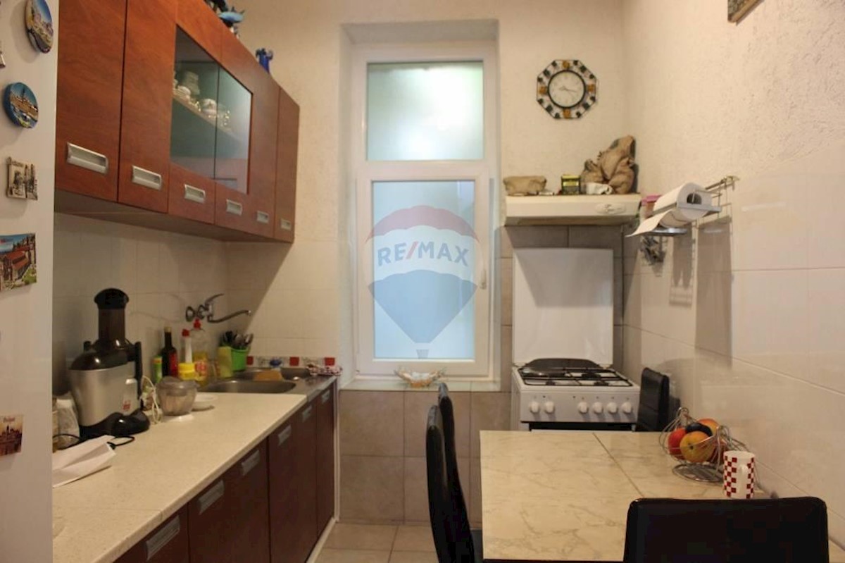 Flat For sale - PRIMORSKO-GORANSKA  BAKAR 