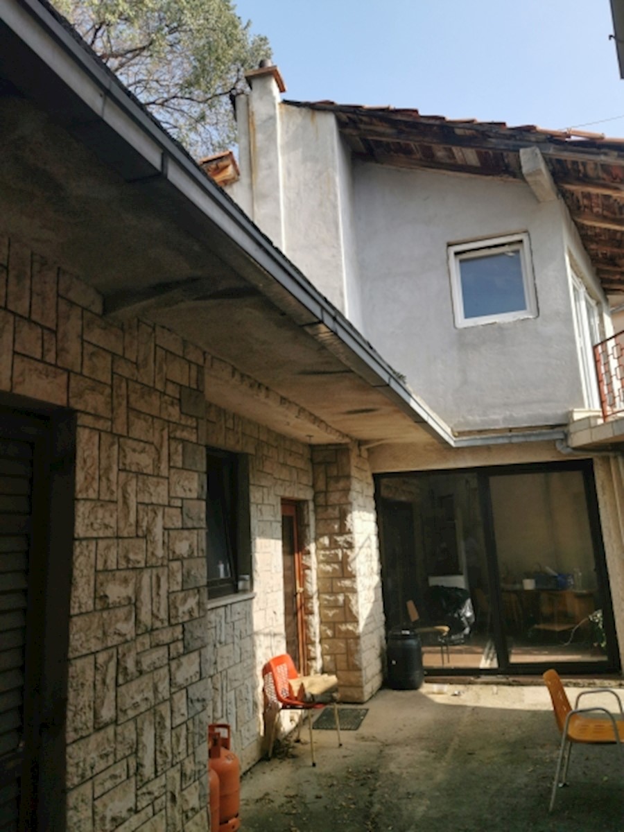 Dom Na predaj - PRIMORSKO-GORANSKA  NOVI VINODOLSKI 