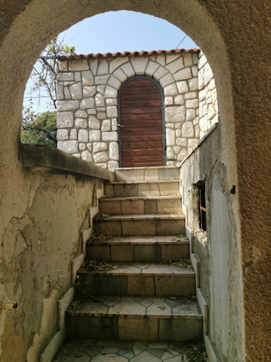 Dom Na predaj - PRIMORSKO-GORANSKA  NOVI VINODOLSKI 