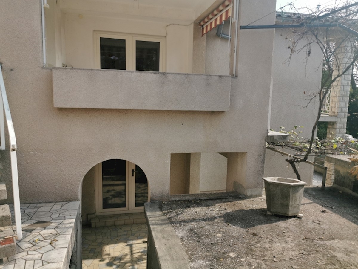 Dom Na predaj - PRIMORSKO-GORANSKA  NOVI VINODOLSKI 