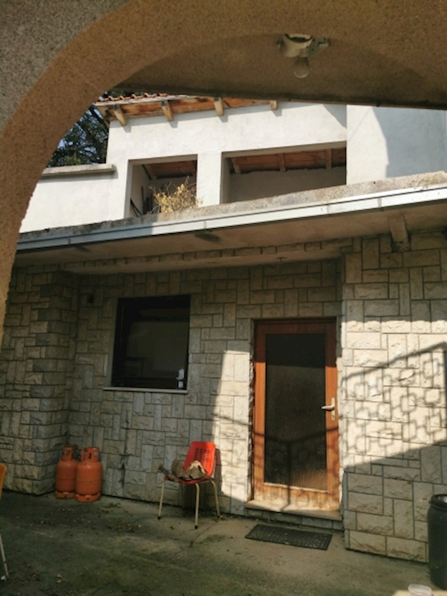 Dom Na predaj - PRIMORSKO-GORANSKA  NOVI VINODOLSKI 
