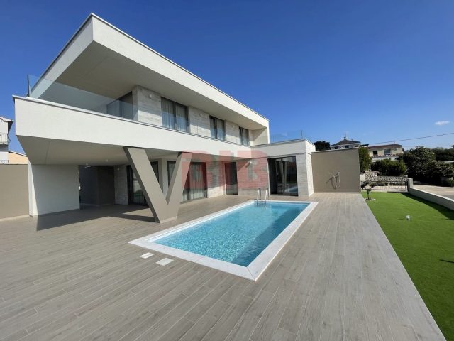 House for sale 200 m² – Linardići