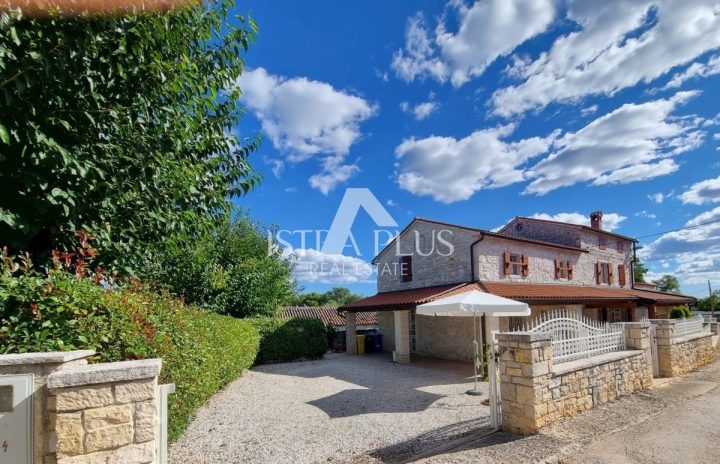 Dom na predaj 241 m² – Poreč