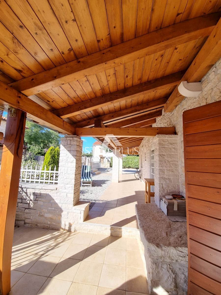 Dom Na sprzedaż - ISTARSKA  POREČ 