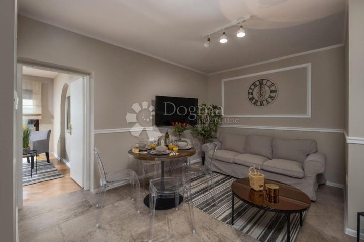 Appartement à louer 70 m² – Ičići