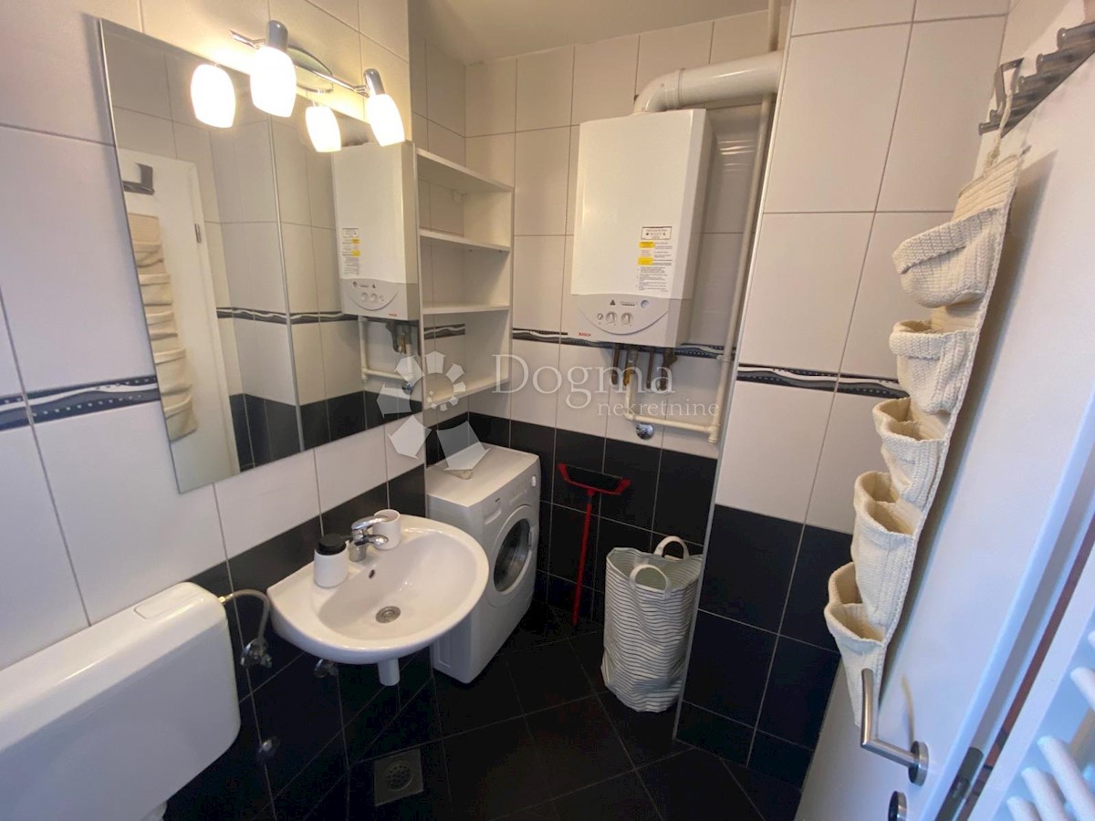 Flat For rent - PRIMORSKO-GORANSKA  KASTAV 