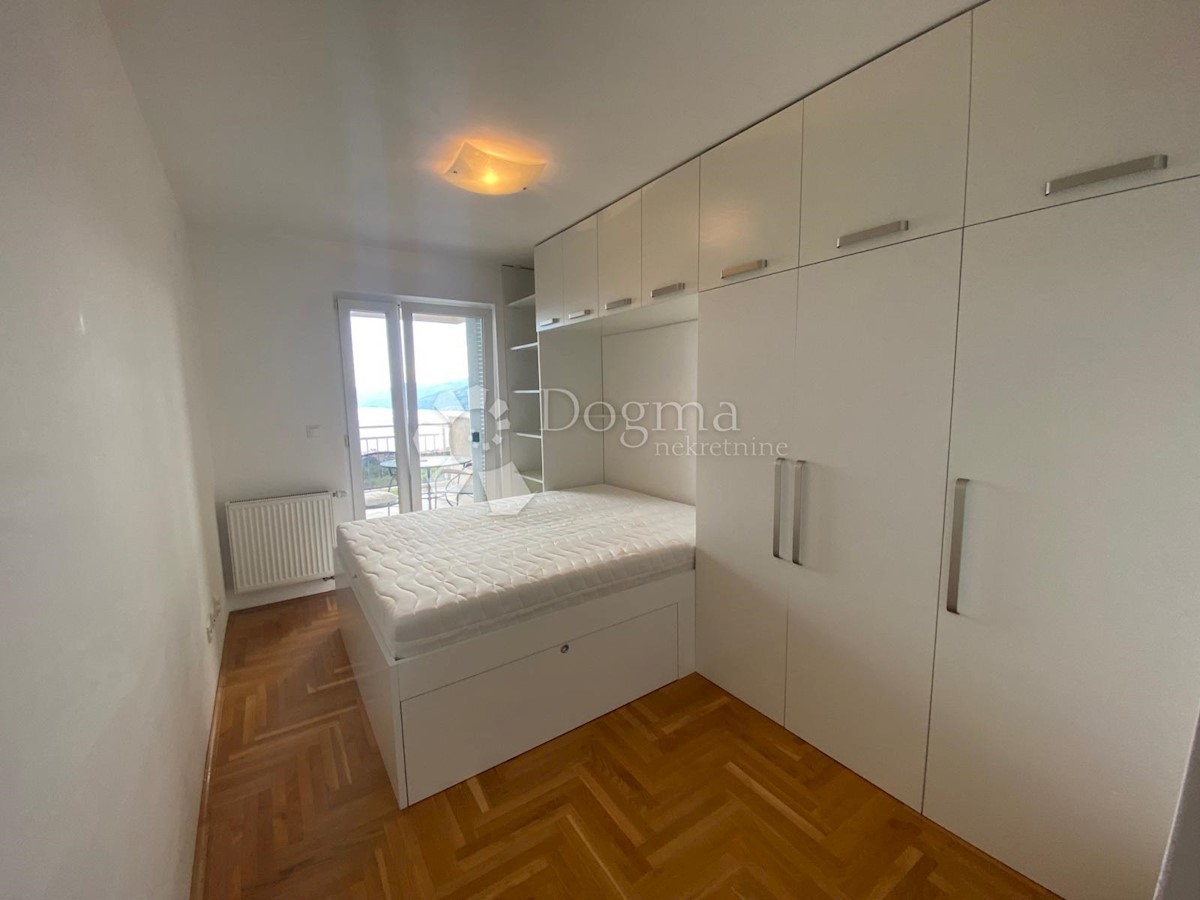 Flat For rent - PRIMORSKO-GORANSKA  KASTAV 