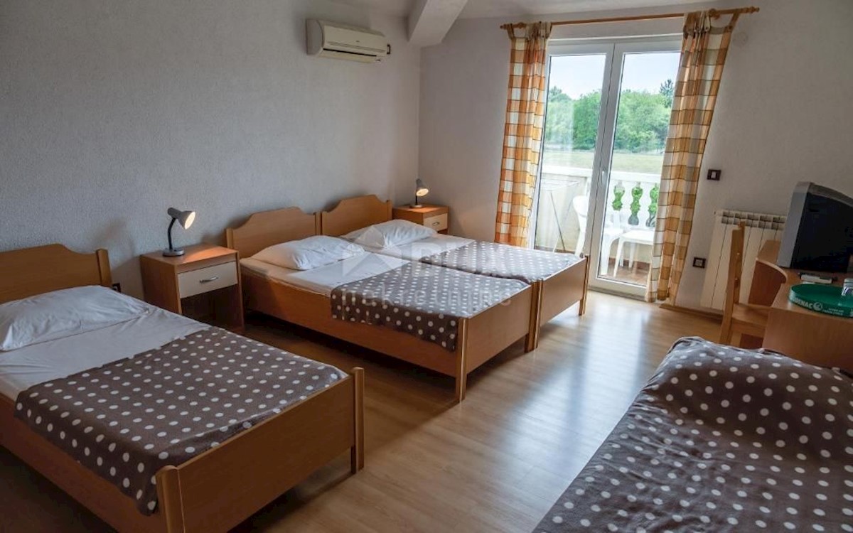 Hiša Na predaj - ISTARSKA UMAG