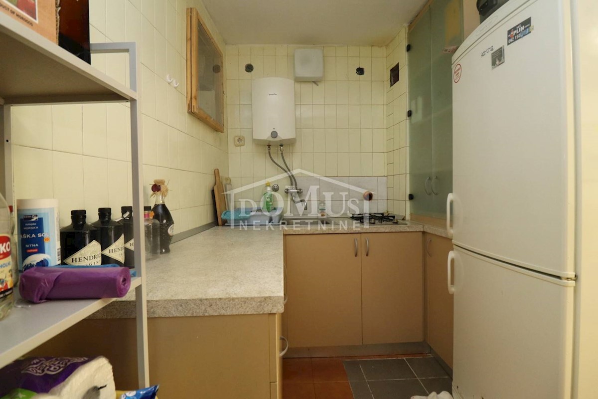 Maison À vendre - ŠIBENSKO-KNINSKA  TRIBUNJ 