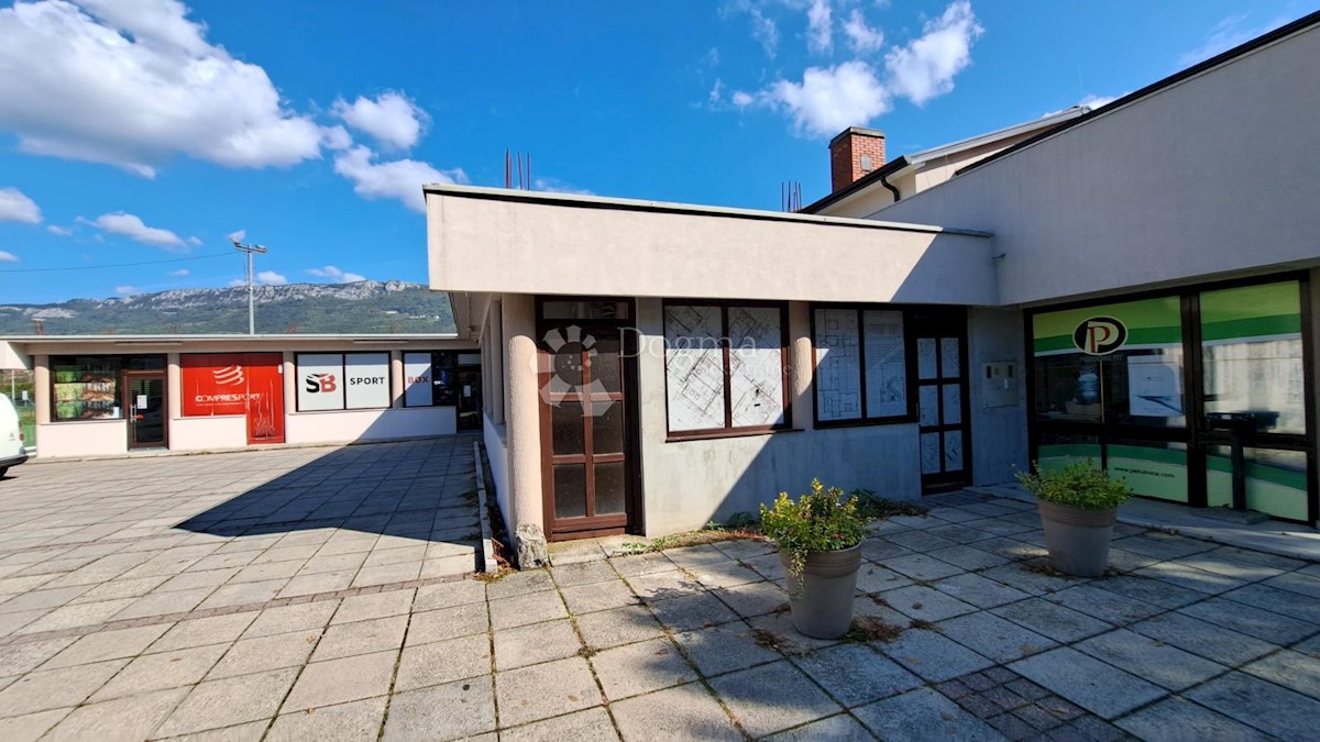 Poslovni prostori Za najem - ISTARSKA  BUZET 