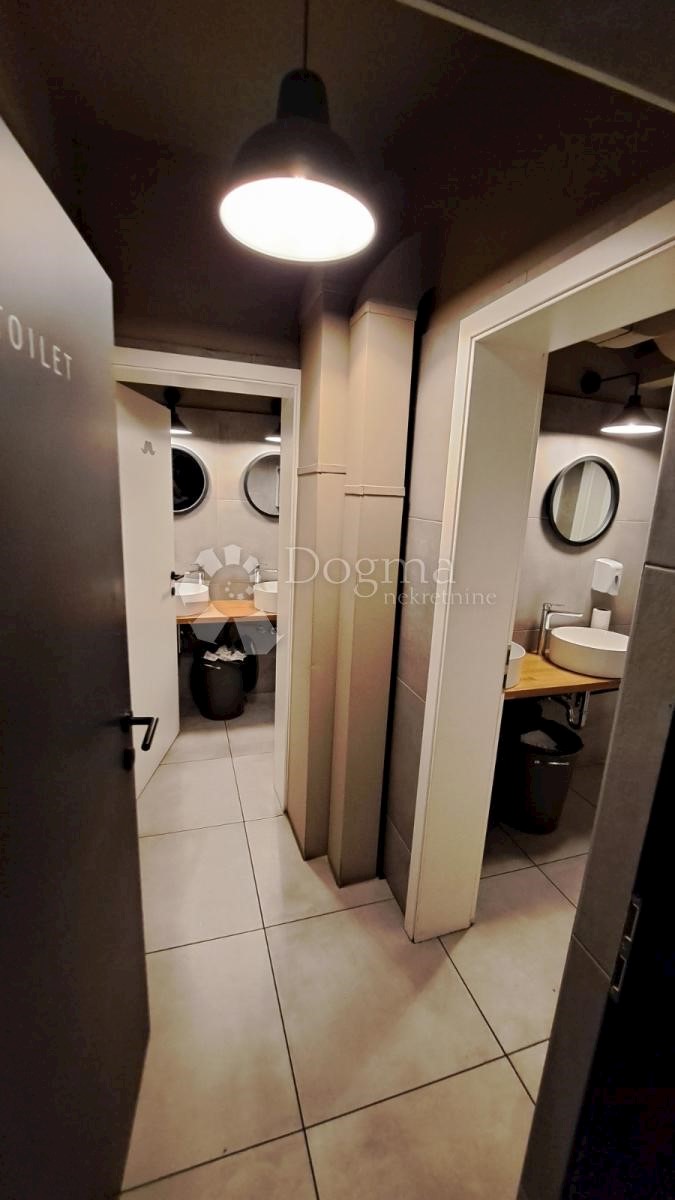 Poslovni prostori Za najem - ISTARSKA  BUZET 