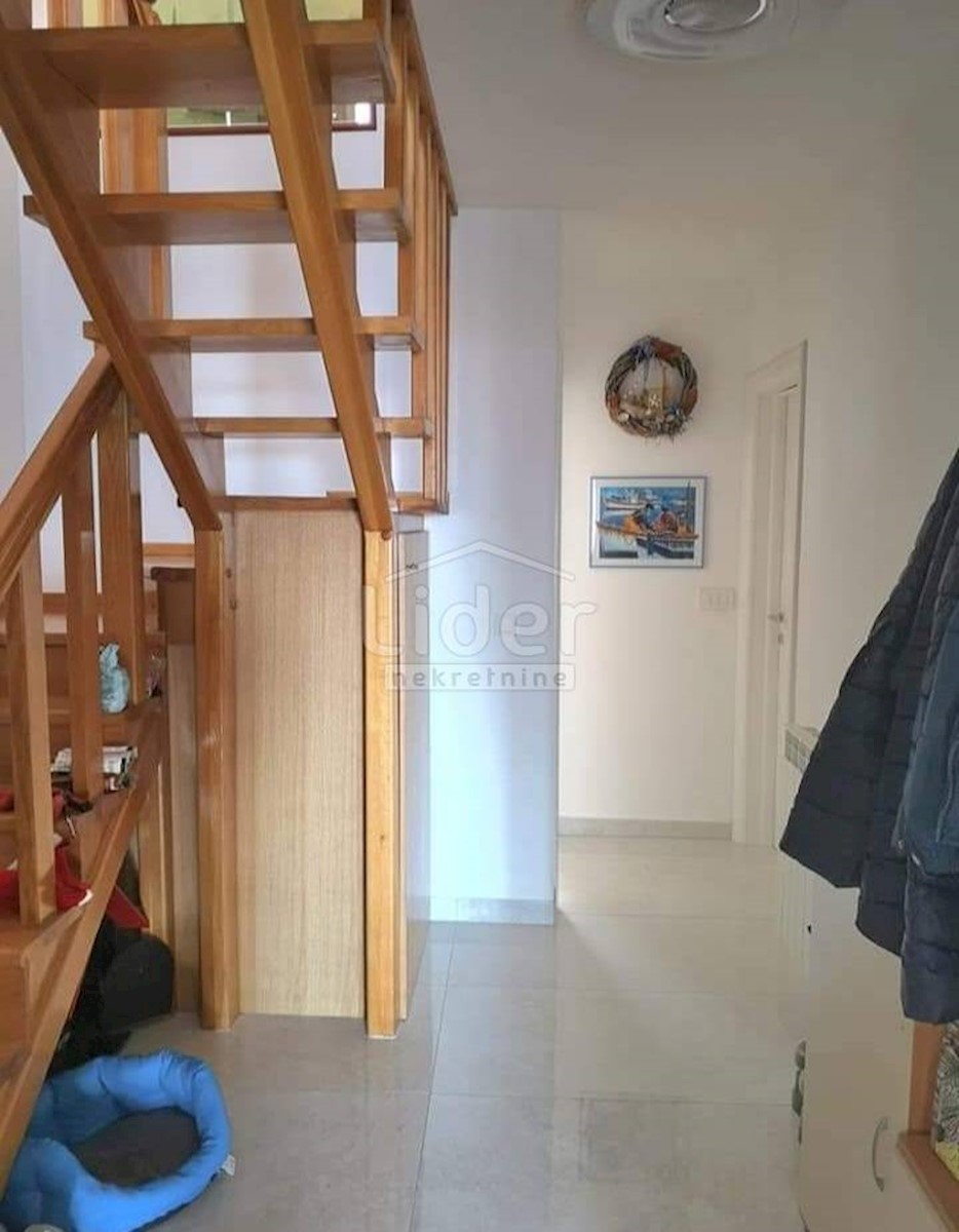 Appartement À vendre - PRIMORSKO-GORANSKA  KRK 