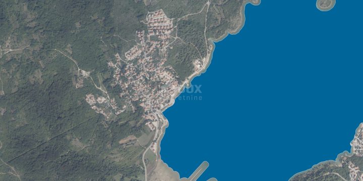Land for sale 1523 m² – Čižići