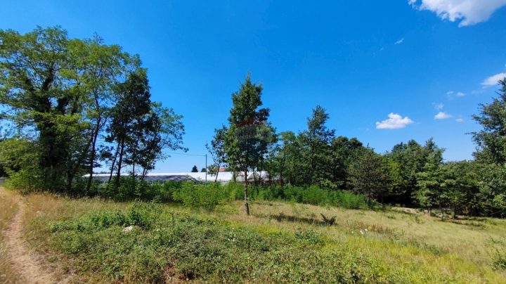 Terrain à vendre 1524 m² – Karojba