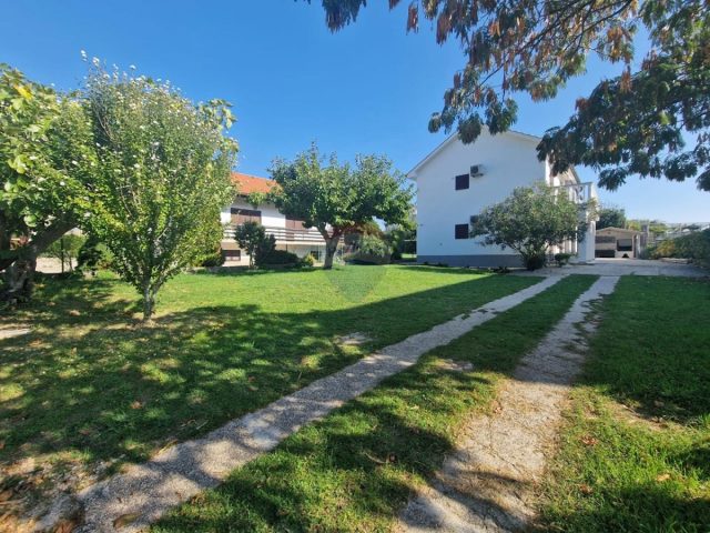 Casa in vendita 200 m² – Baška