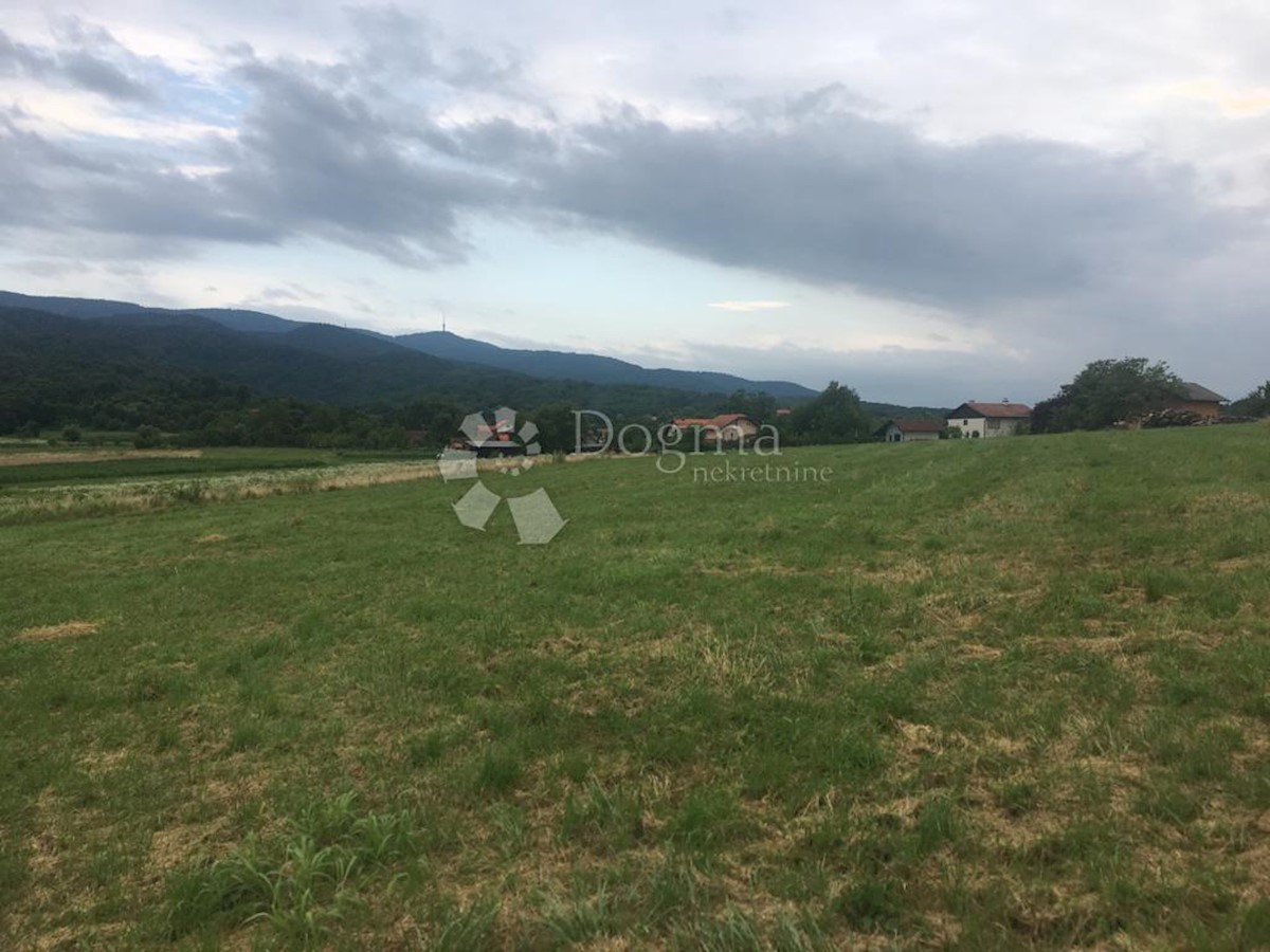 Zemljište Na prodaju - KRAPINSKO-ZAGORSKA  DONJA STUBICA 