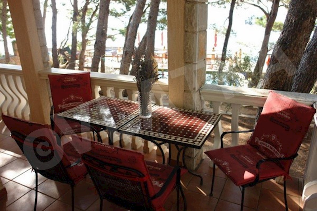 House For sale - SPLITSKO-DALMATINSKA  HVAR 