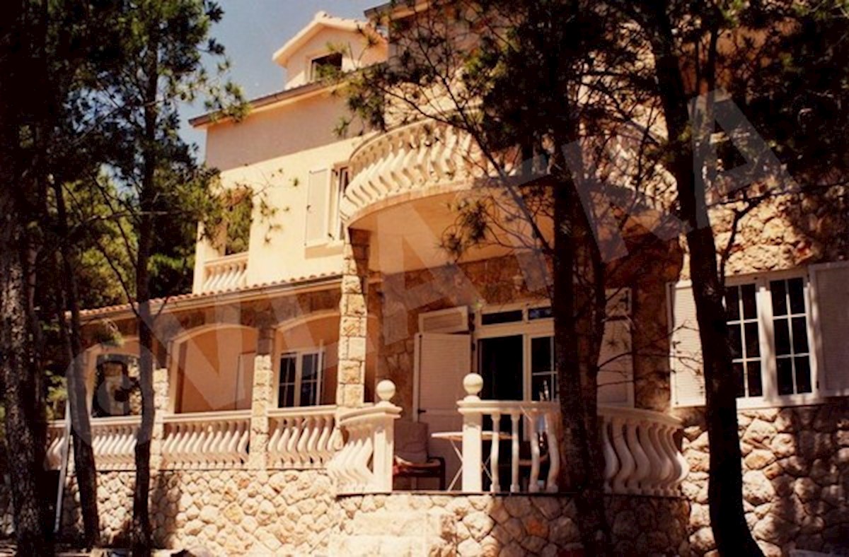 House For sale - SPLITSKO-DALMATINSKA  HVAR 