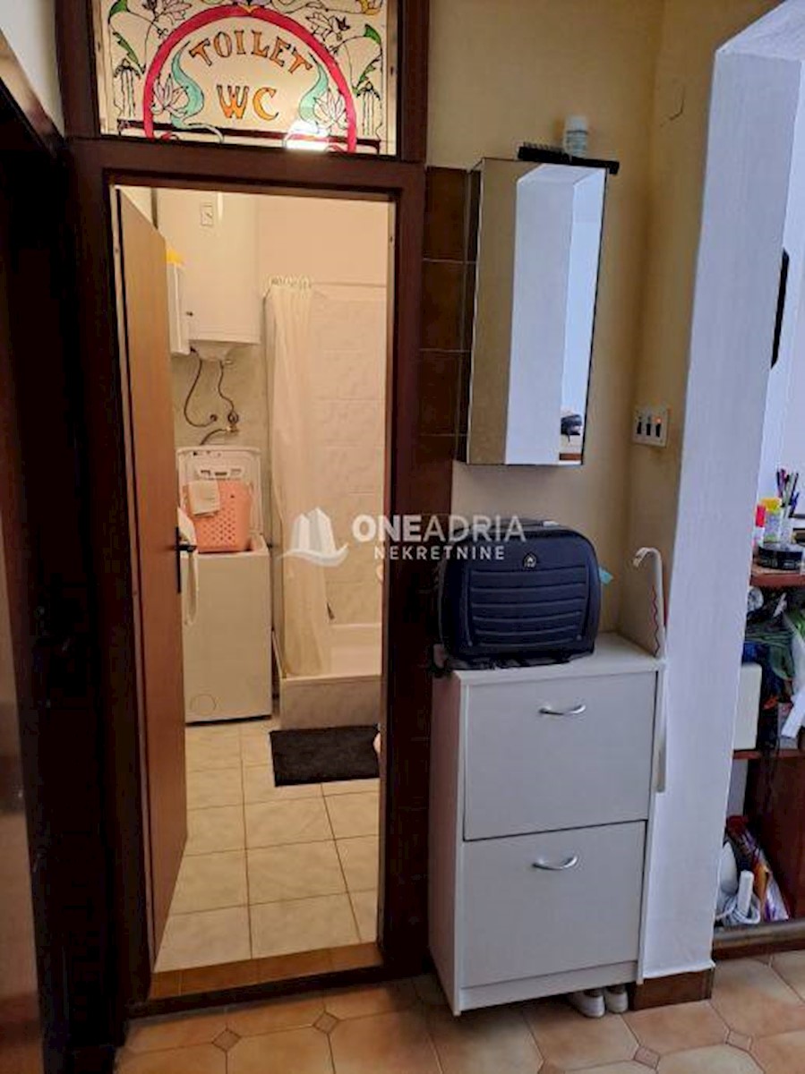 Apartma Na predaj - PRIMORSKO-GORANSKA  NOVI VINODOLSKI 