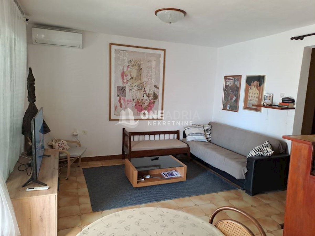 Apartma Na predaj - PRIMORSKO-GORANSKA  NOVI VINODOLSKI 