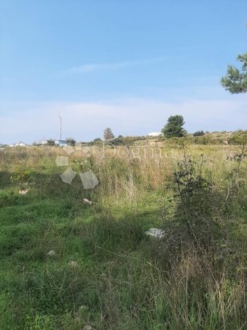 Land for sale 1217 m² – Crno