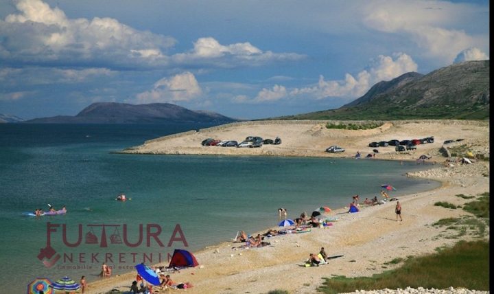 Terreno in vendita 134803 m² – Novalja
