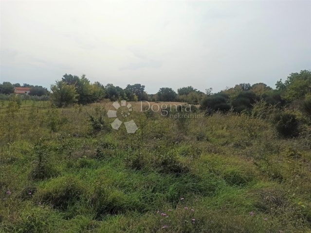 Parcela na predaj 6042 m² – Ližnjan