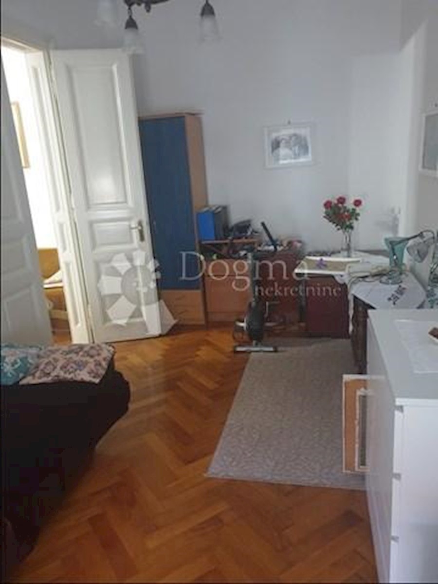 Apartmán Na predaj - GRAD ZAGREB  ZAGREB 