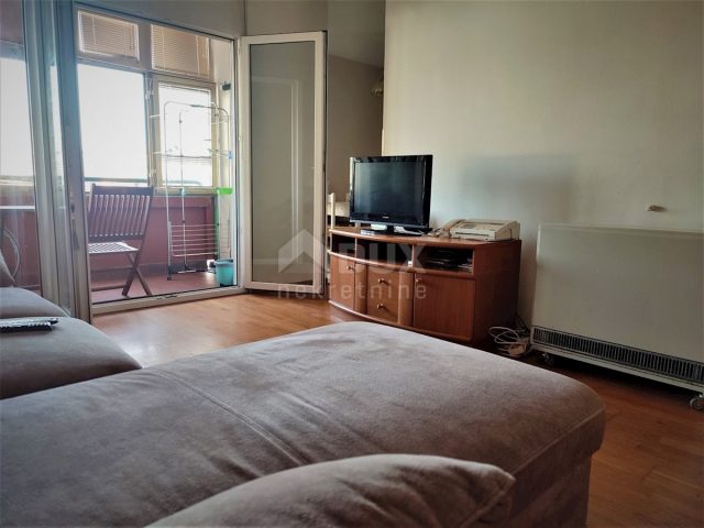 Flat for sale 80 m² – Pula