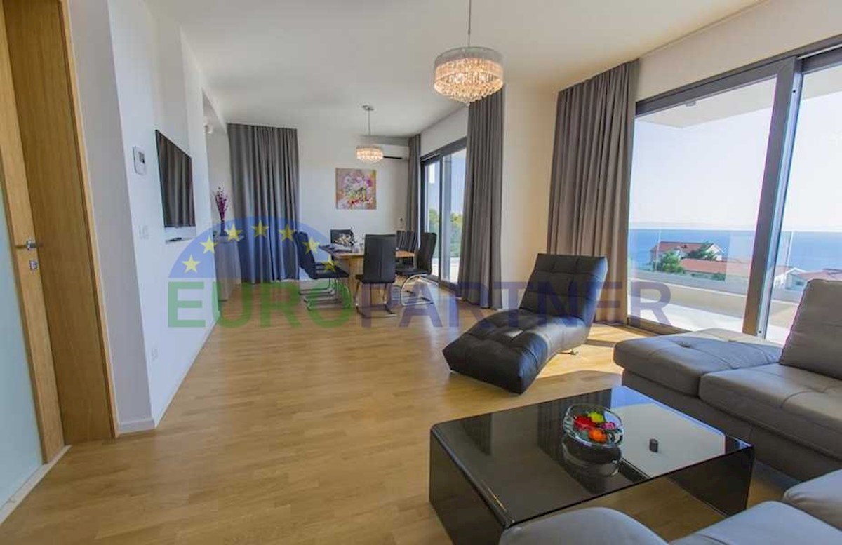 House For sale - SPLITSKO-DALMATINSKA  MAKARSKA 