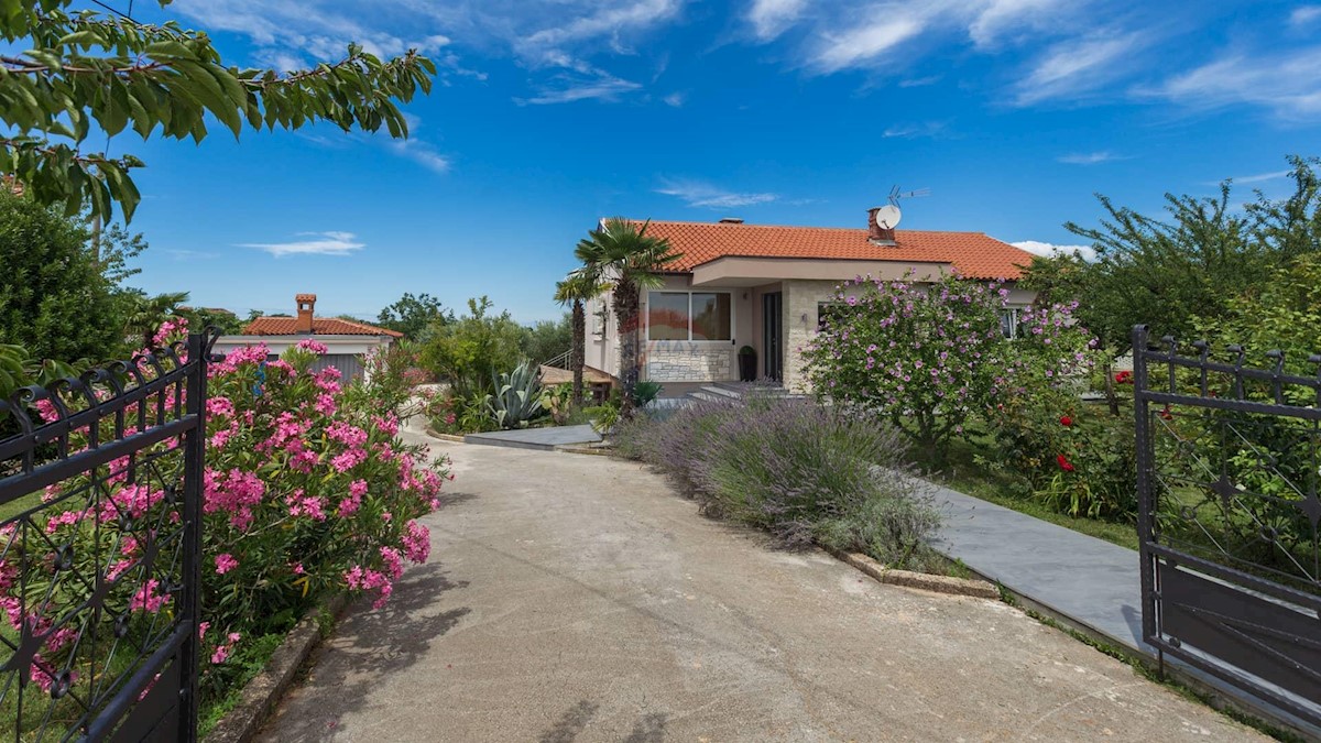 Casa In vendita - ISTARSKA  POREČ 