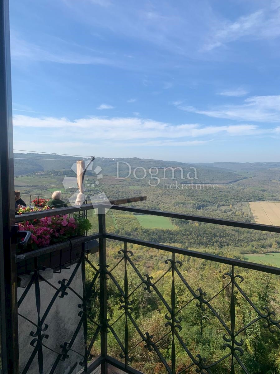 Kuća Na prodaju - ISTARSKA  MOTOVUN 