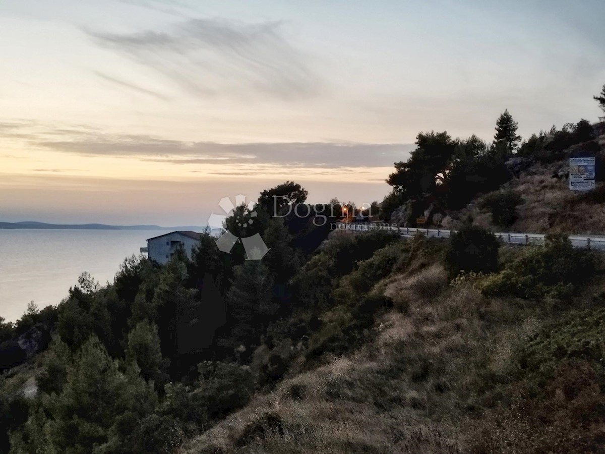 Terreno In vendita - SPLITSKO-DALMATINSKA  OMIŠ 