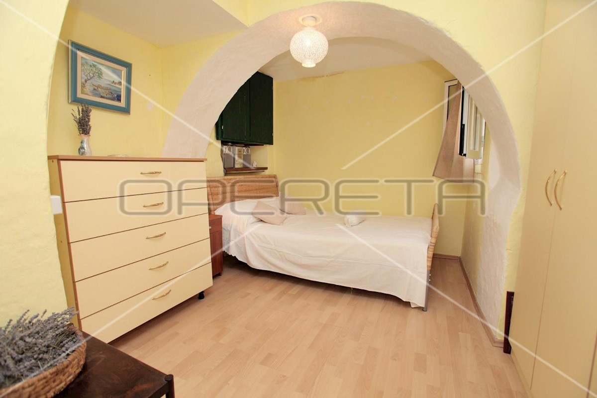 Apartment Zu verkaufen - SPLITSKO-DALMATINSKA  TROGIR 