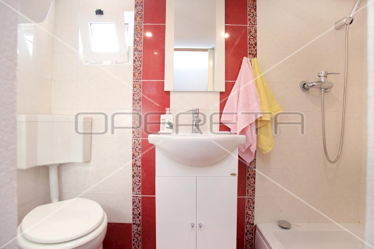 Apartment Zu verkaufen - SPLITSKO-DALMATINSKA  TROGIR 