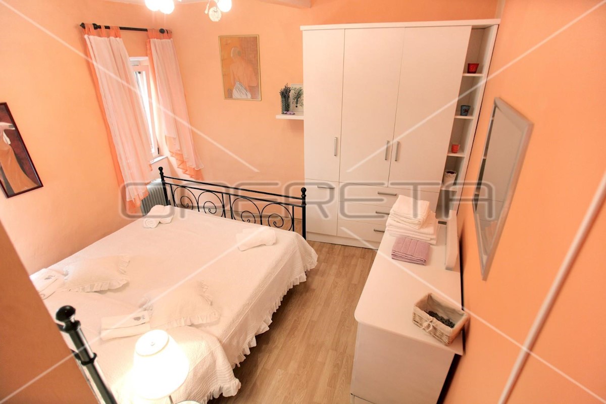 Apartment Zu verkaufen - SPLITSKO-DALMATINSKA  TROGIR 