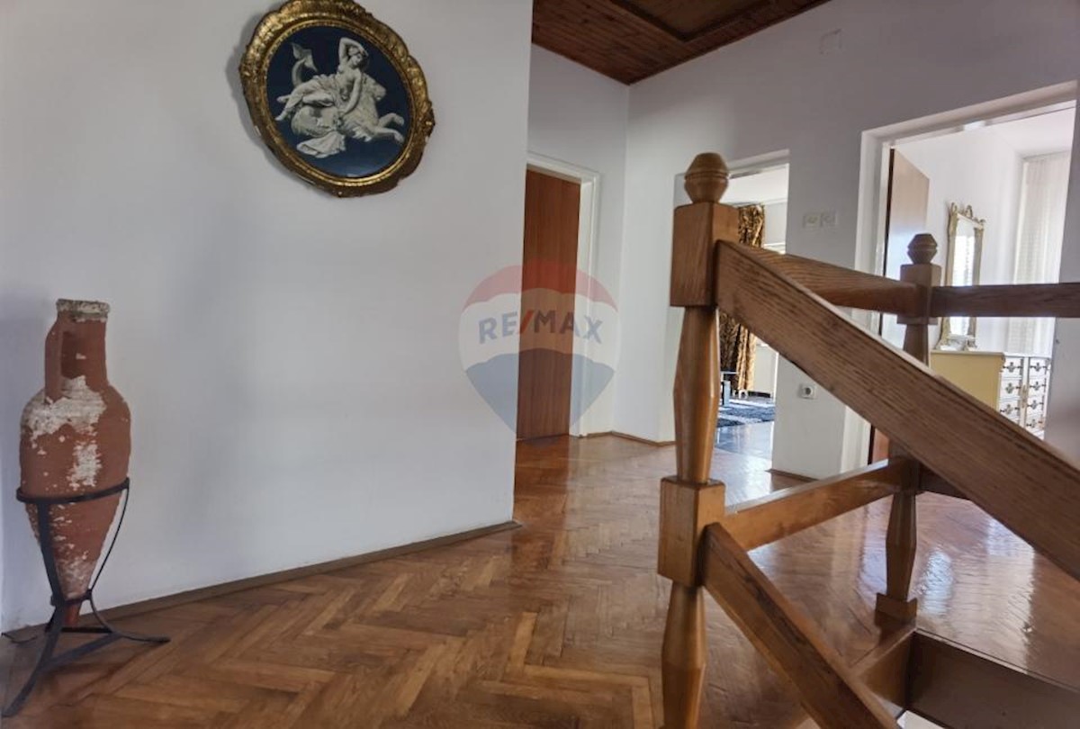 Haus Zu verkaufen - ISTARSKA  PULA 
