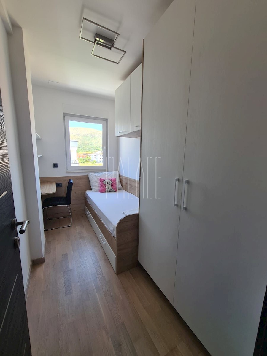 Apartment Zu verkaufen - SPLITSKO-DALMATINSKA  SEGET 