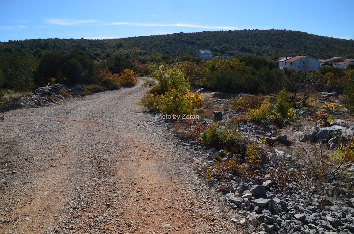 Land For sale - ŠIBENSKO-KNINSKA  ROGOZNICA 