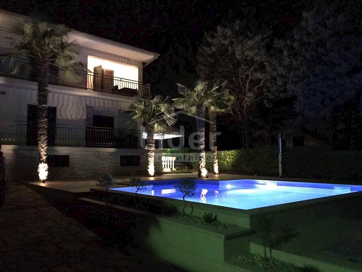 Haus Zu verkaufen - PRIMORSKO-GORANSKA  KRK 